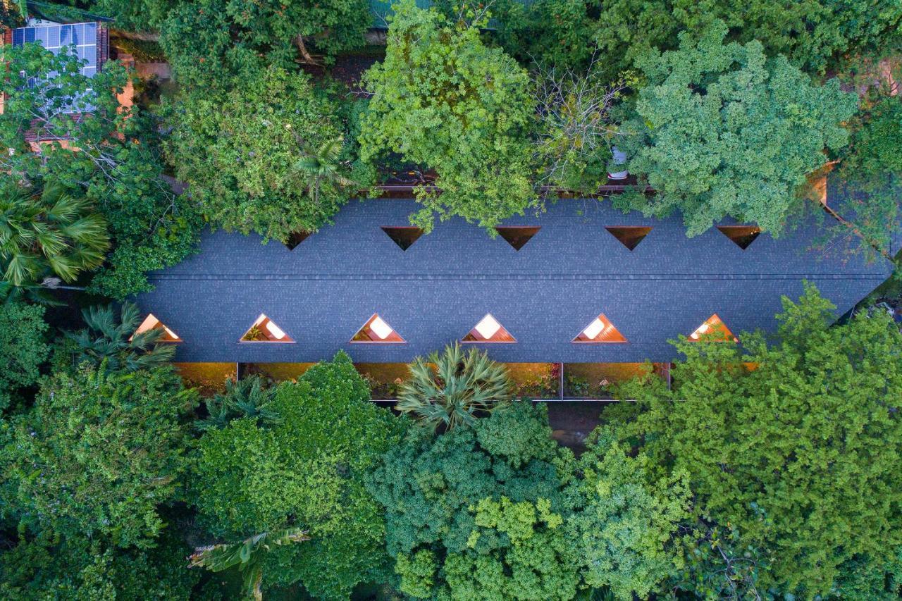 Pumilio Mountain & Ocean Hotel Jaco Exterior photo